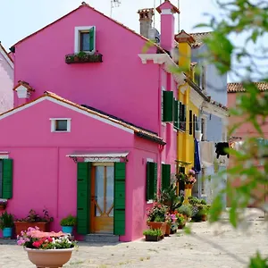  Ferienhaus Night Galleria - Bed & Art In - The Pink House